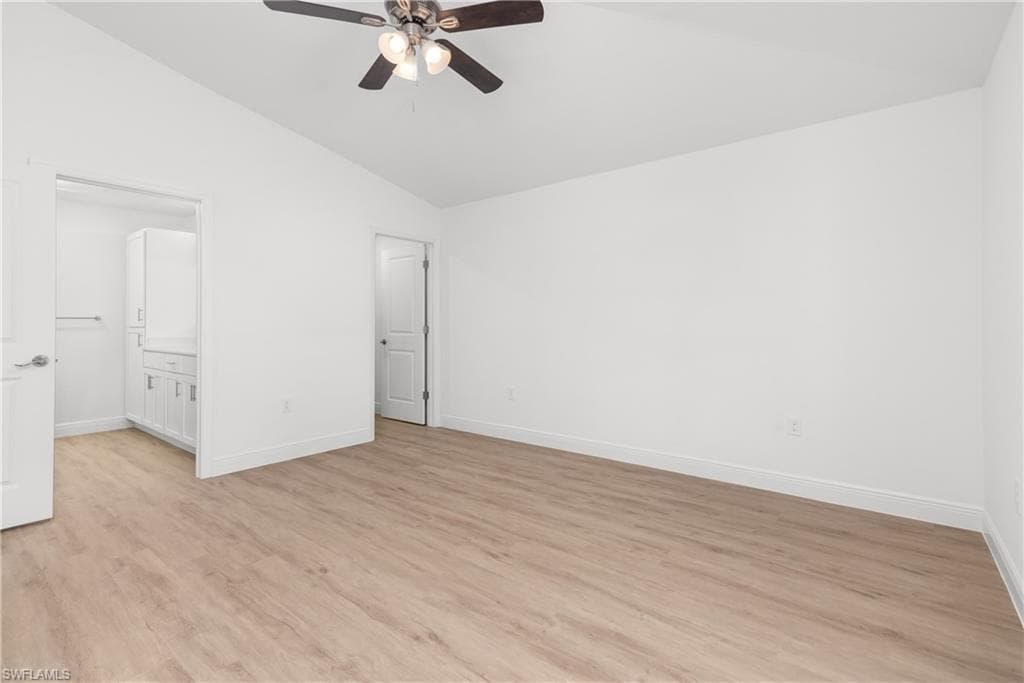 508 21st Ter, Cape Coral, FL 33993-8