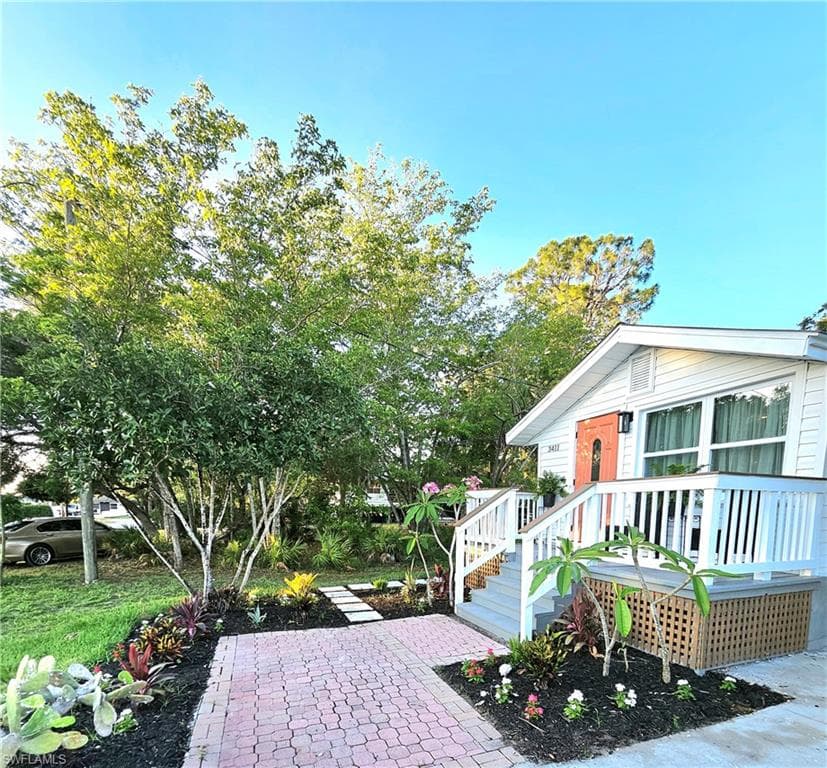 3411 Basin St, Naples, FL 34112-2