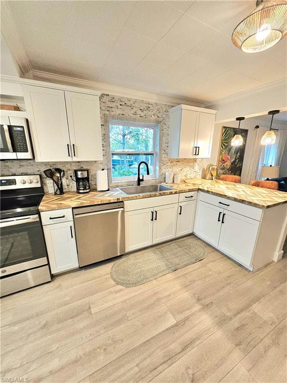 3411 Basin St, Naples, FL 34112-4