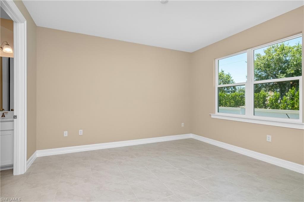 1033 Tranquil Brook Dr, Naples, FL 34114-14