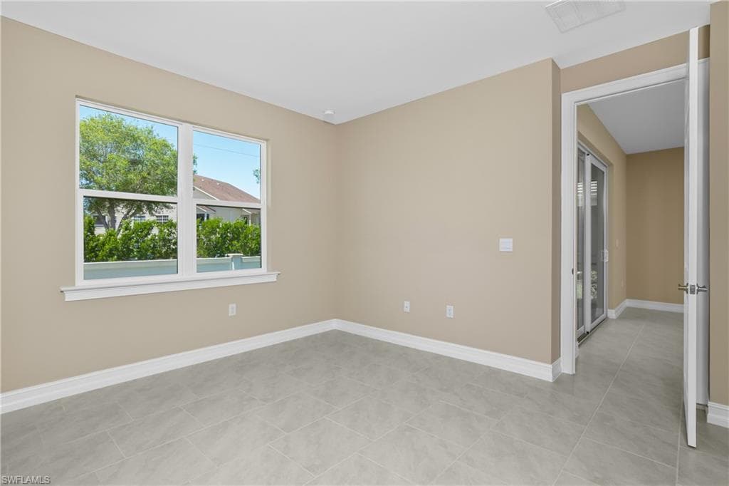 1033 Tranquil Brook Dr, Naples, FL 34114-15