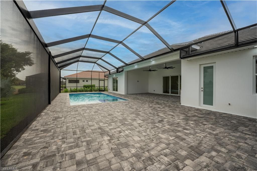 18450 Royal Hammock Blvd, Naples, FL 34114-22