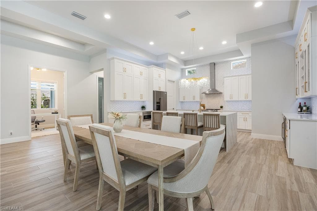 18450 Royal Hammock Blvd, Naples, FL 34114-4