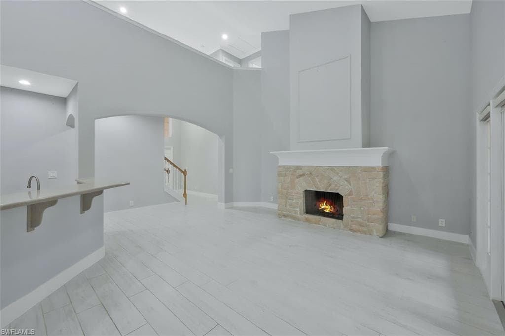 8413 Hollow Brook Cir, Naples, FL 34119-8