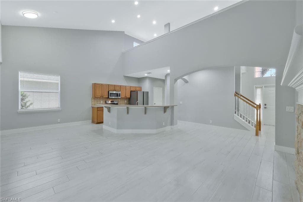 8413 Hollow Brook Cir, Naples, FL 34119-9