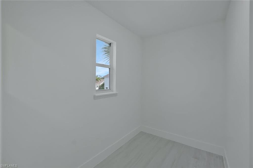 8413 Hollow Brook Cir, Naples, FL 34119-17