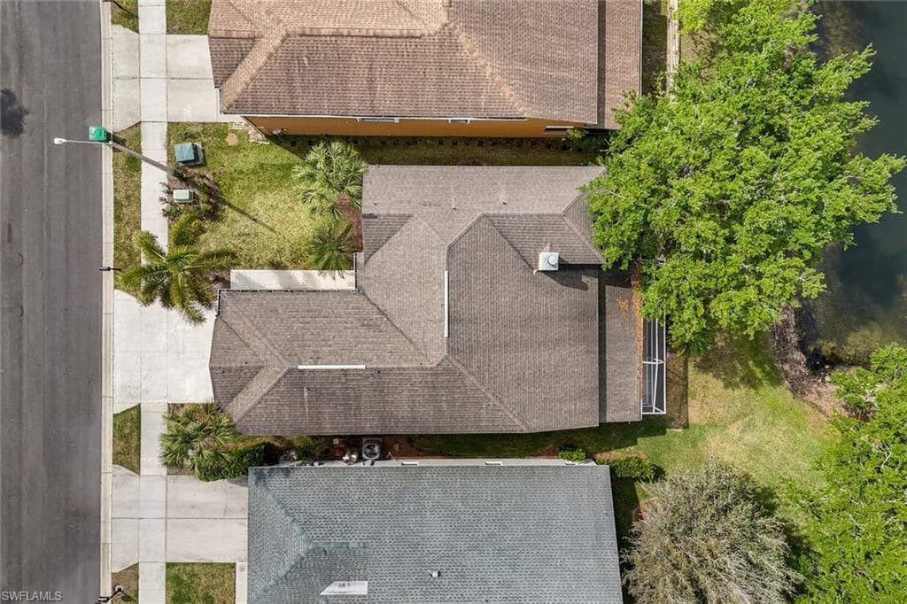 8413 Hollow Brook Cir, Naples, FL 34119-20