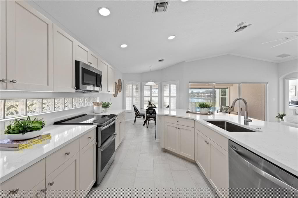 9053 Astonia Way, Estero, FL 33967-15