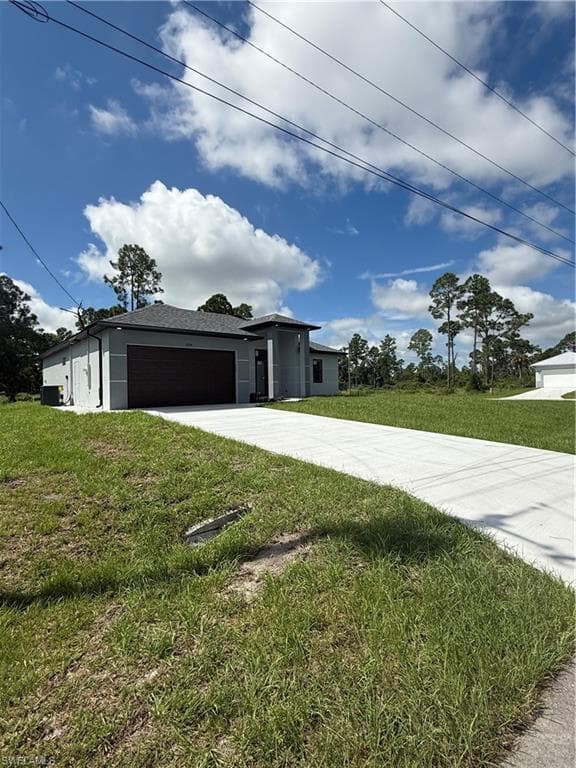 1104 Garibaldi St E, Lehigh Acres, FL 33974-4