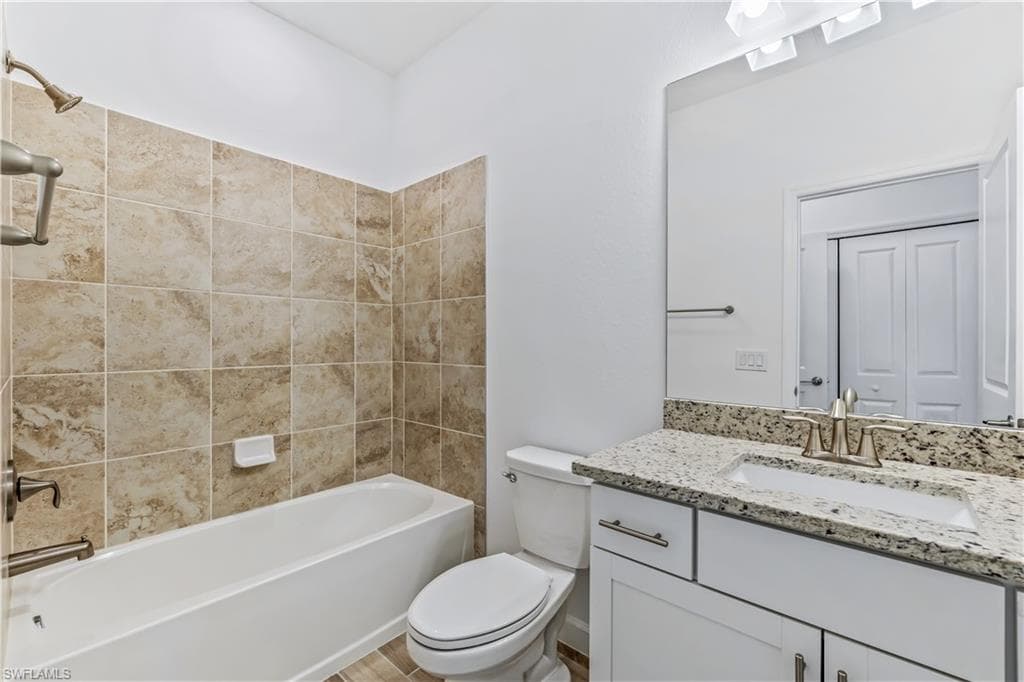 1817 Lema Ct, Naples, FL 34120-19