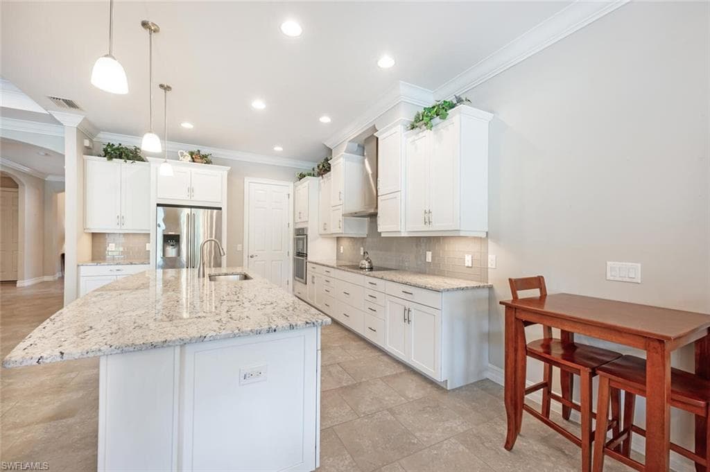 1523 Mockingbird Dr, Naples, FL 34120-12