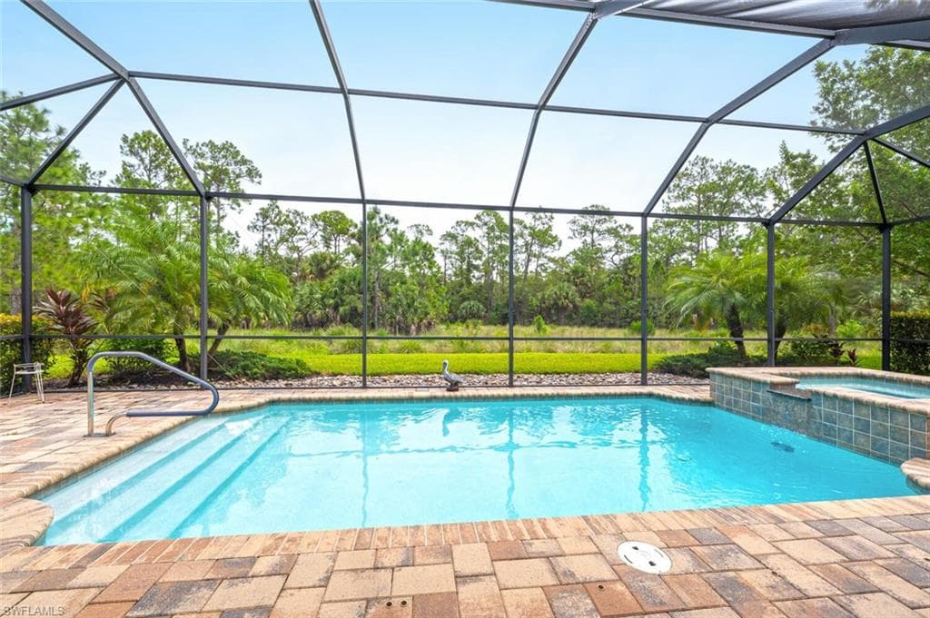 1523 Mockingbird Dr, Naples, FL 34120-29