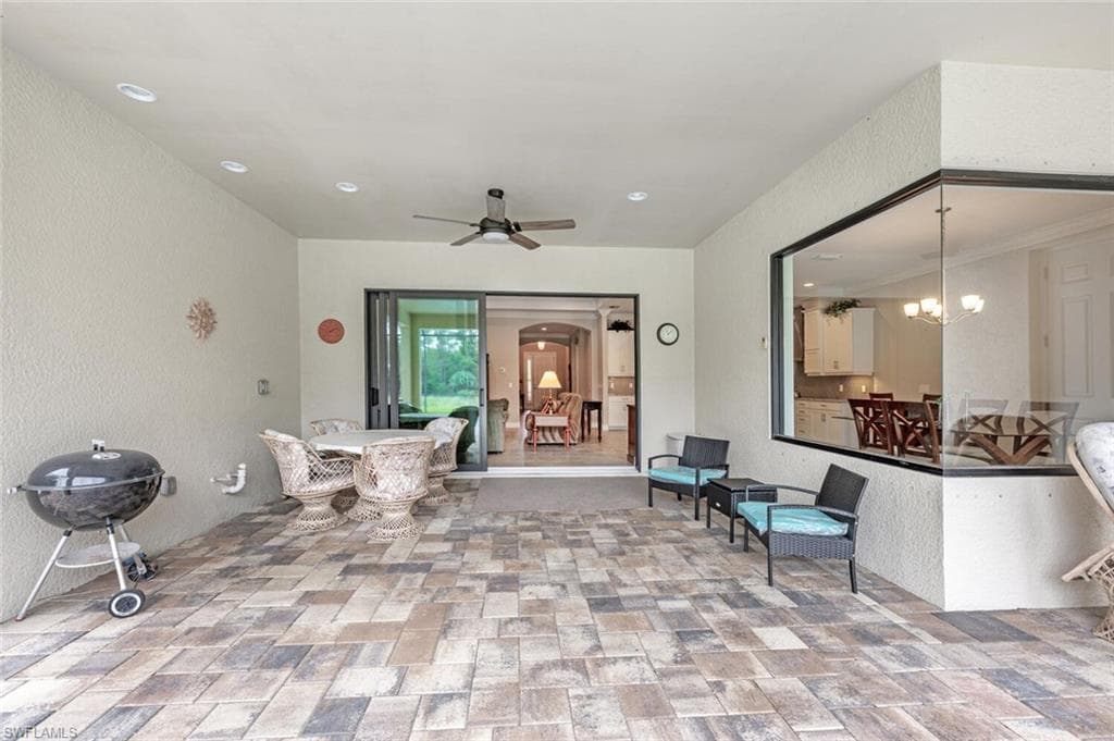 1523 Mockingbird Dr, Naples, FL 34120-31