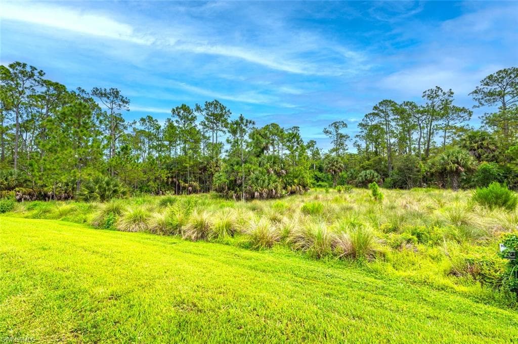 1523 Mockingbird Dr, Naples, FL 34120-32