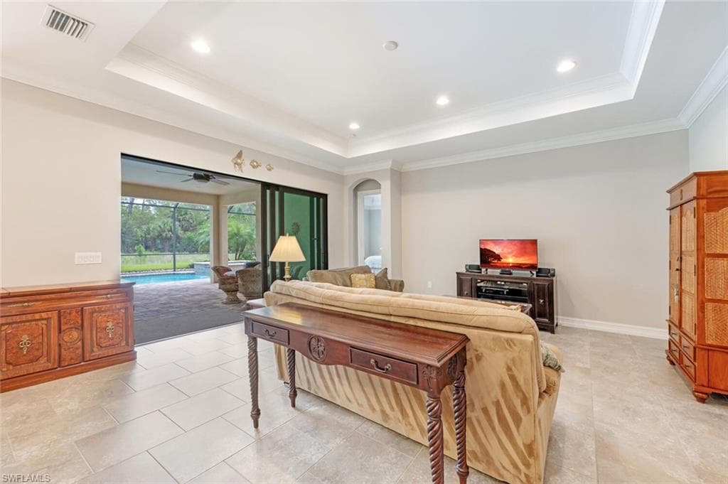 1523 Mockingbird Dr, Naples, FL 34120-7