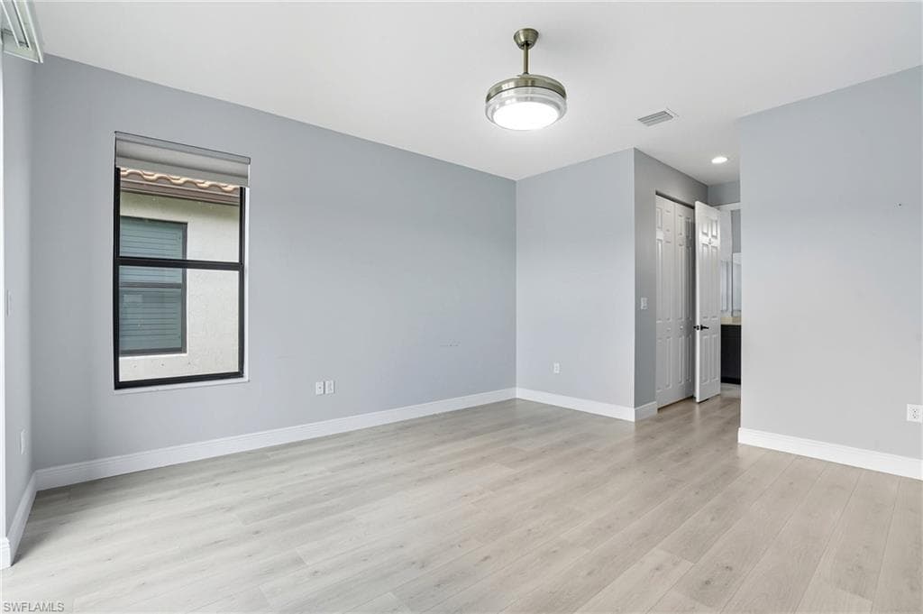 8992 Madrid Cir, Naples, FL 34104-13