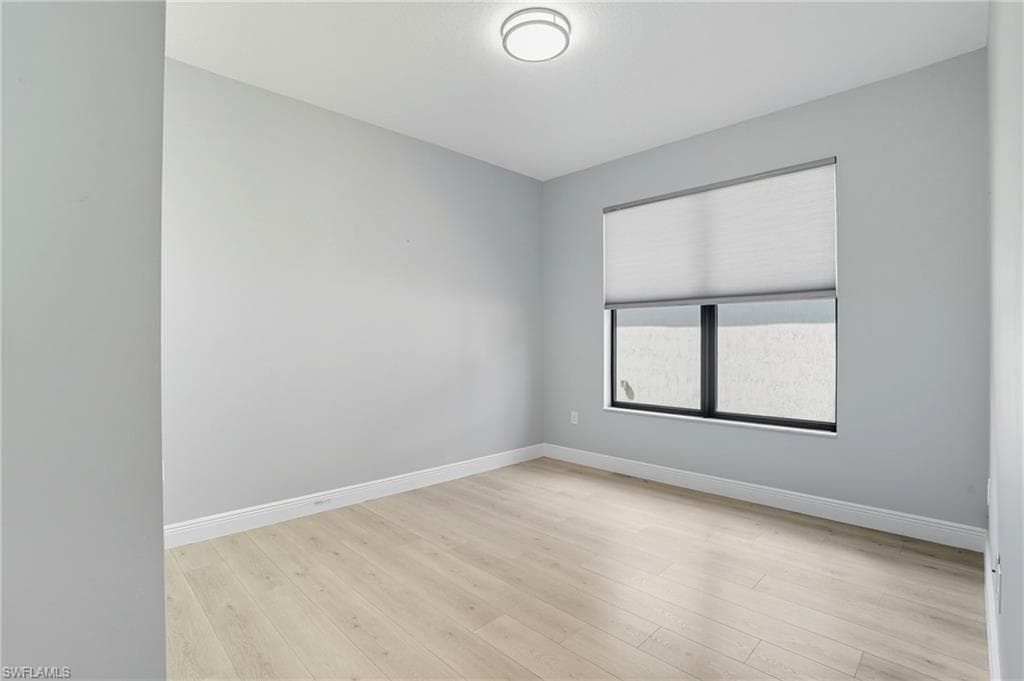 8992 Madrid Cir, Naples, FL 34104-20