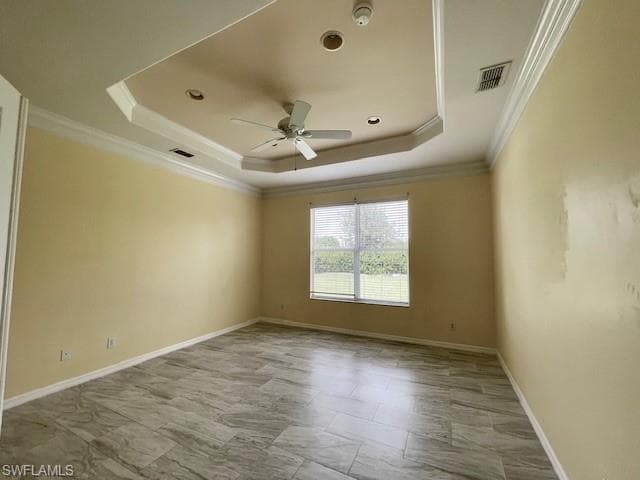 589 Genevieve Dr, Lehigh Acres, FL 33936-9