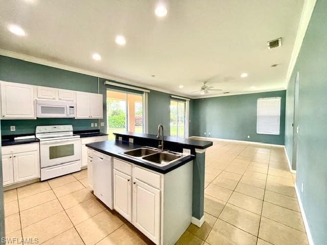 589 Genevieve Dr, Lehigh Acres, FL 33936-3