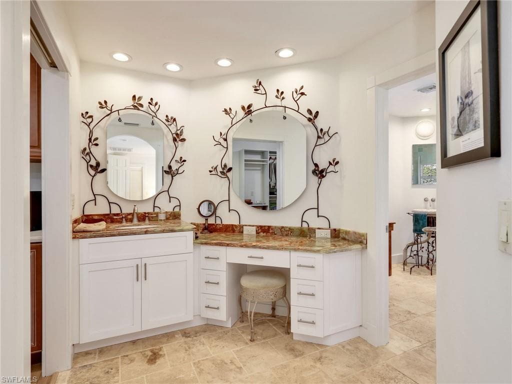 405 Grenada Ave, Naples, FL 34113-20