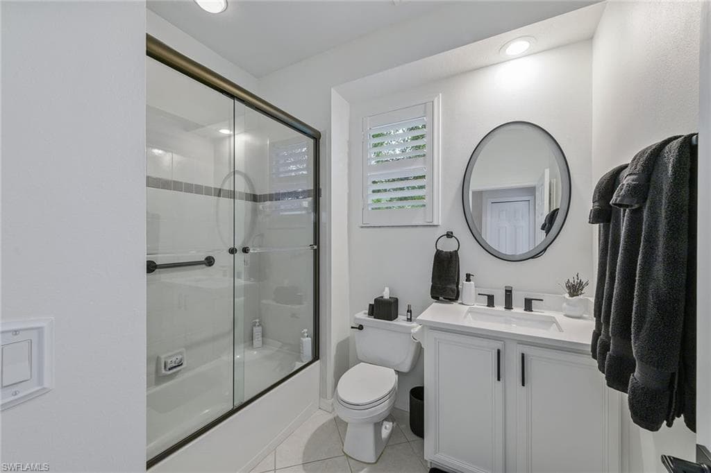 1753 Winding Oaks Way, Naples, FL 34109-20