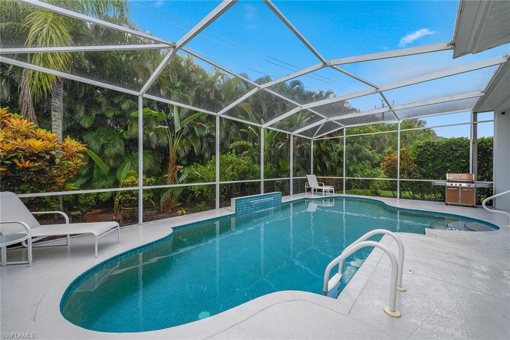 1753 Winding Oaks Way, Naples, FL 34109-25