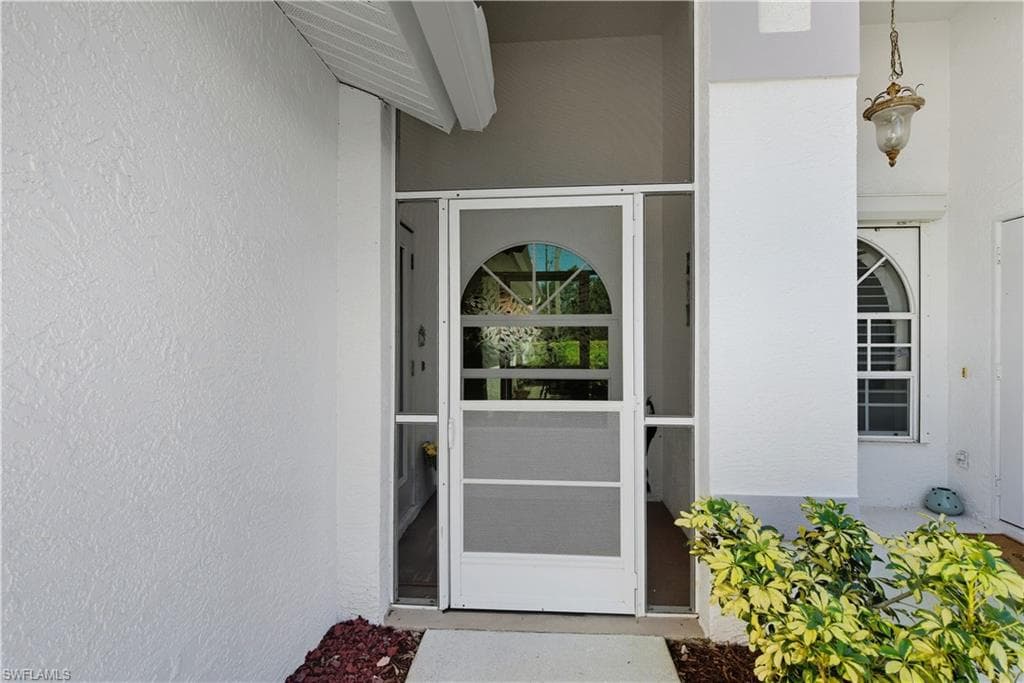 2266 Stacil Cir 3, Naples, FL 34109-37