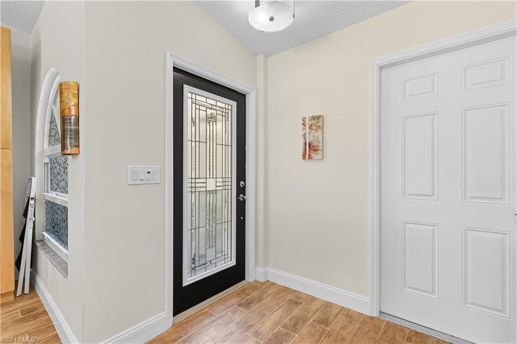 2266 Stacil Cir 3, Naples, FL 34109-2