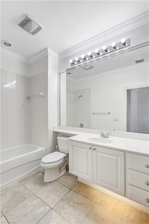 28260 Villagewalk Cir, Bonita Springs, FL 34135-26