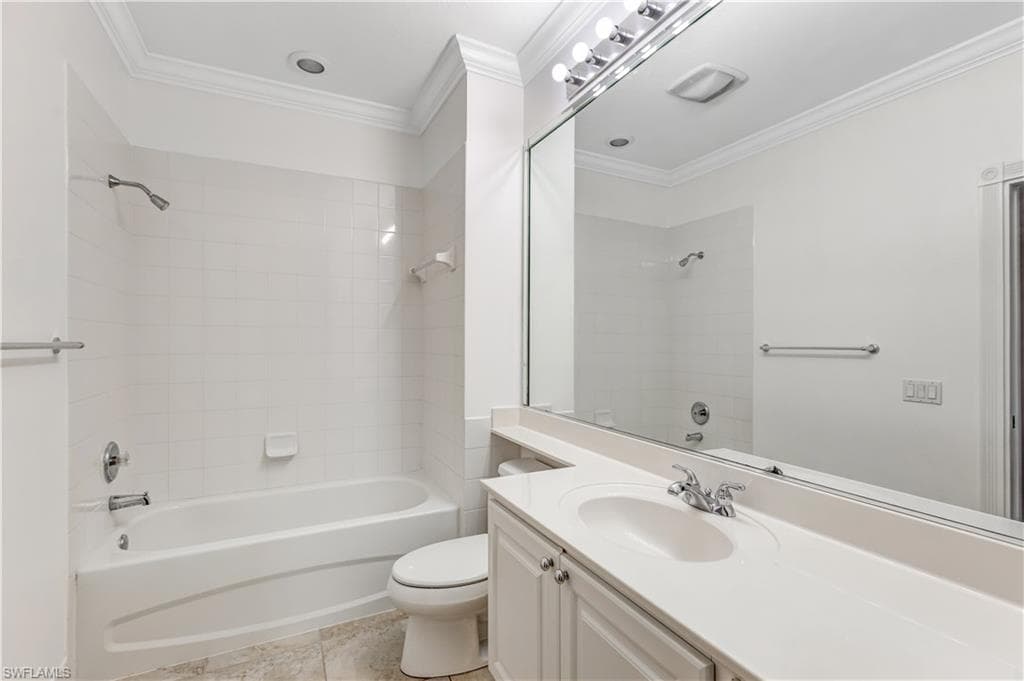 28260 Villagewalk Cir, Bonita Springs, FL 34135-27