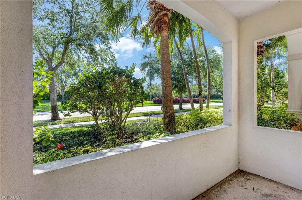 28260 Villagewalk Cir, Bonita Springs, FL 34135-40