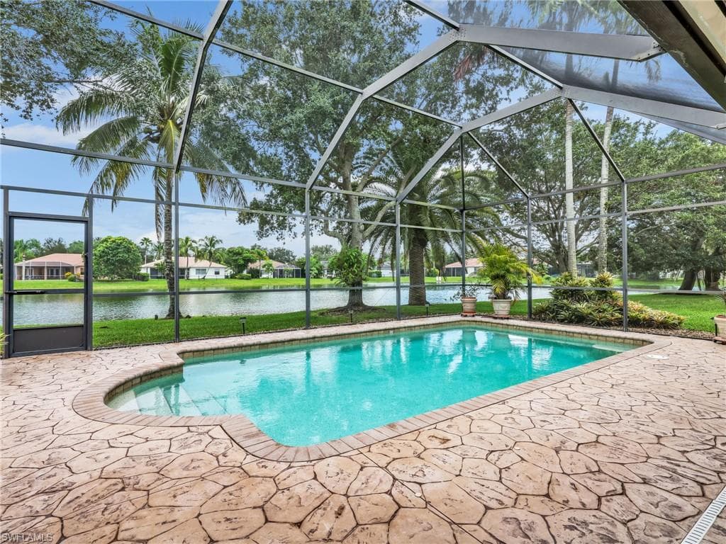 3274 Sturgeon Bay Ct, Naples, FL 34120-9