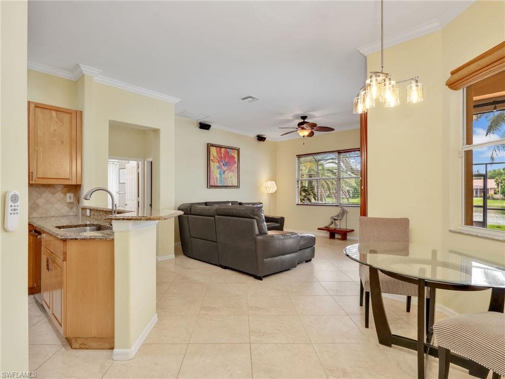 3274 Sturgeon Bay Ct, Naples, FL 34120-18