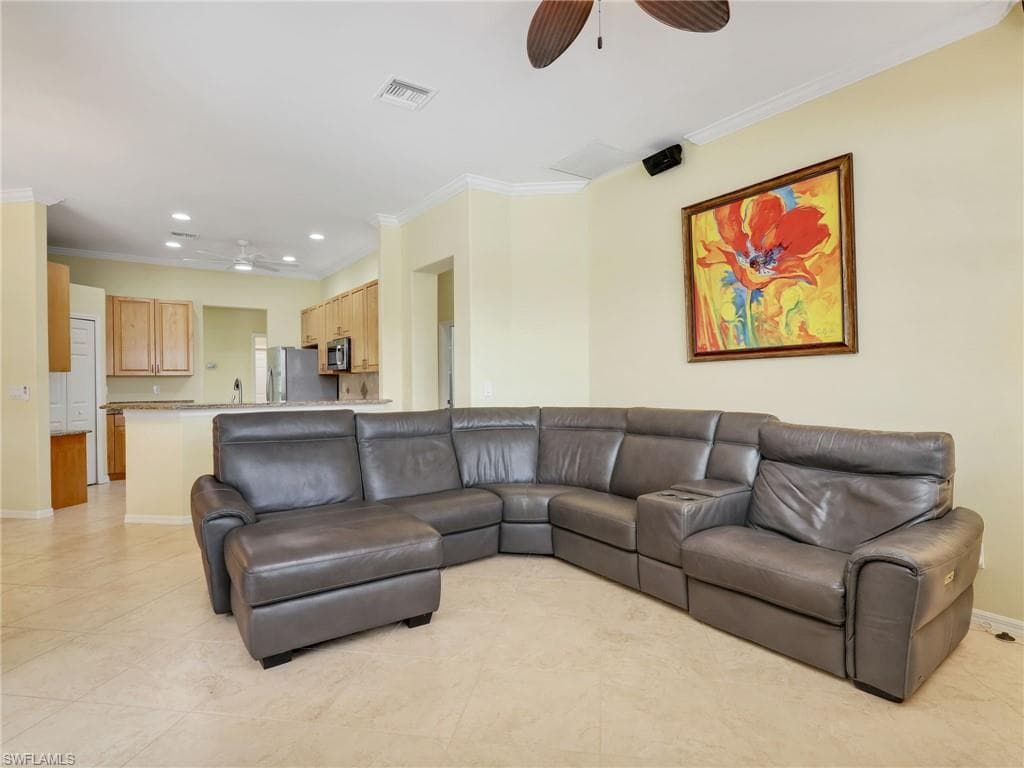 3274 Sturgeon Bay Ct, Naples, FL 34120-20