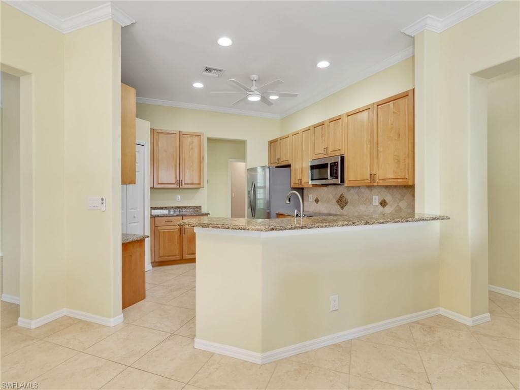 3274 Sturgeon Bay Ct, Naples, FL 34120-22