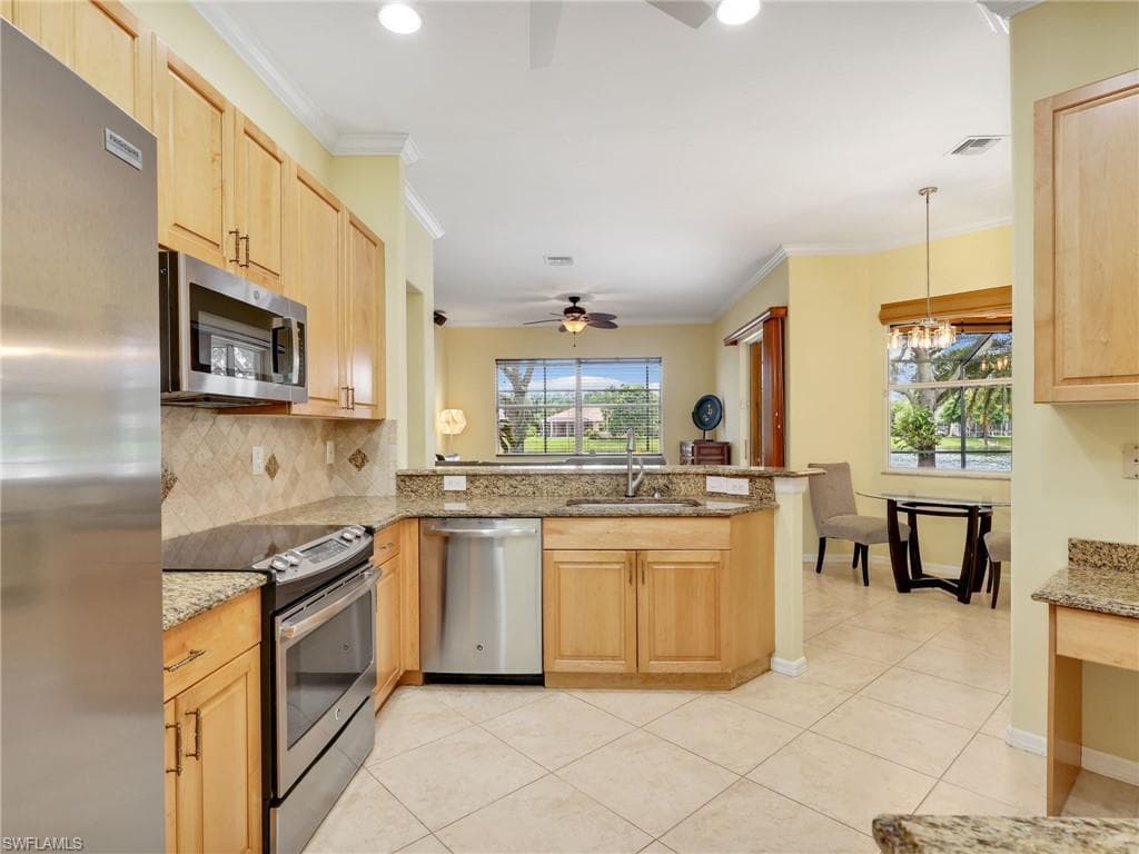 3274 Sturgeon Bay Ct, Naples, FL 34120-24