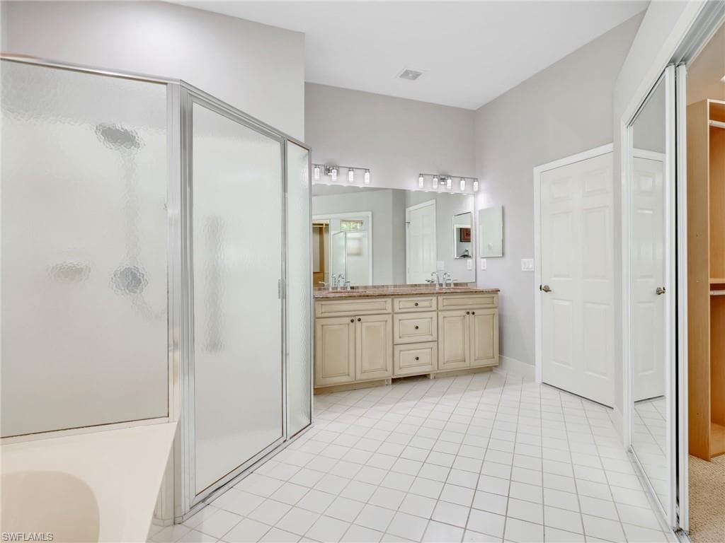 3274 Sturgeon Bay Ct, Naples, FL 34120-31