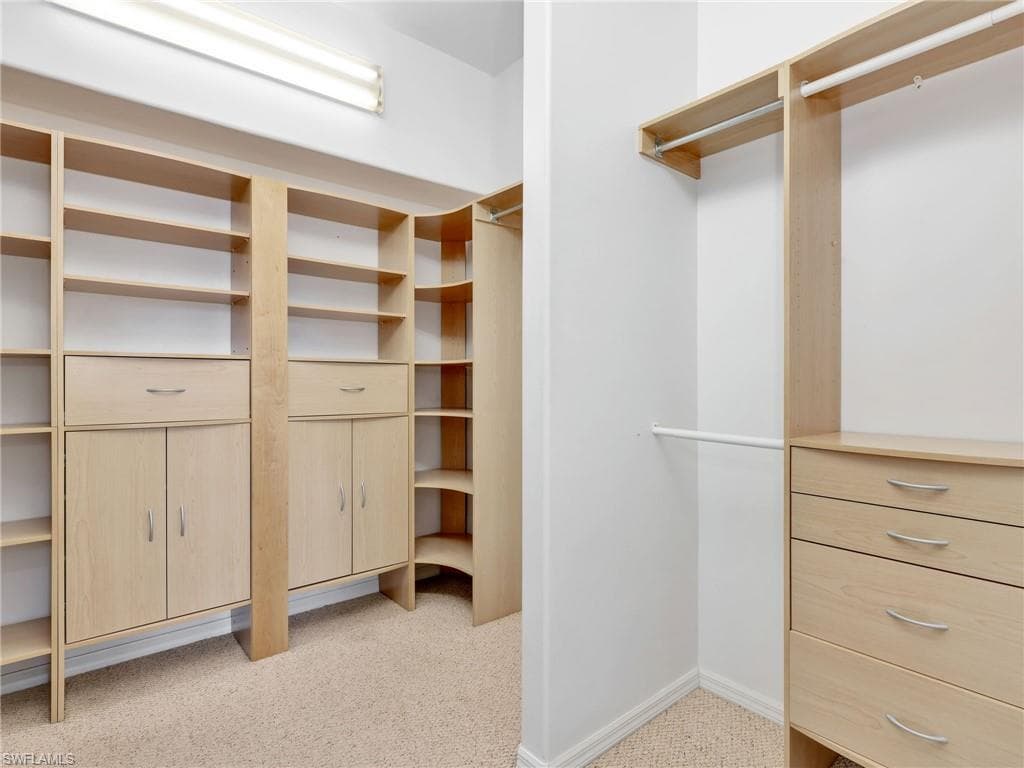 3274 Sturgeon Bay Ct, Naples, FL 34120-32