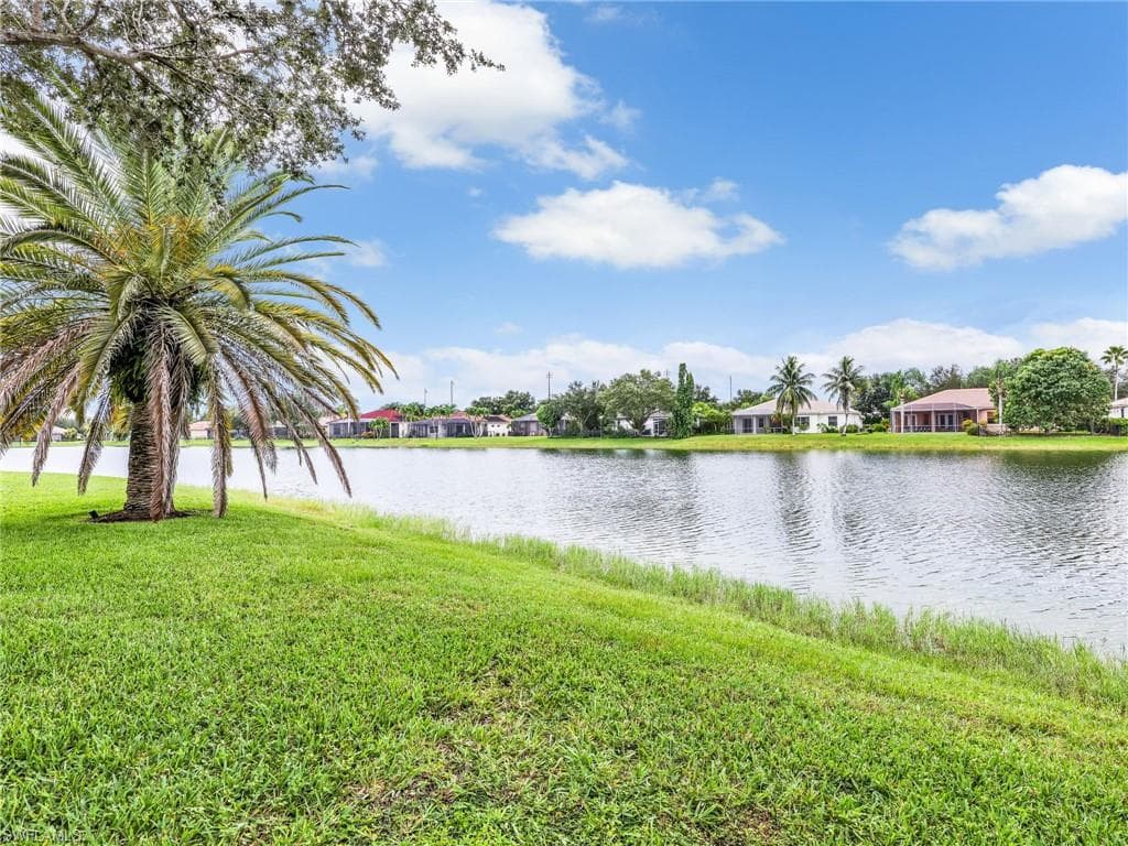 3274 Sturgeon Bay Ct, Naples, FL 34120-48