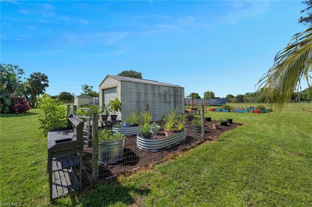 921 47th Ave NE, Naples, fl 34120-12