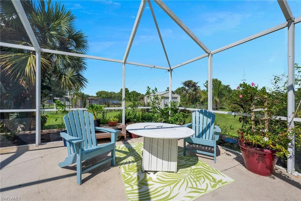 921 47th Ave NE, Naples, fl 34120-4
