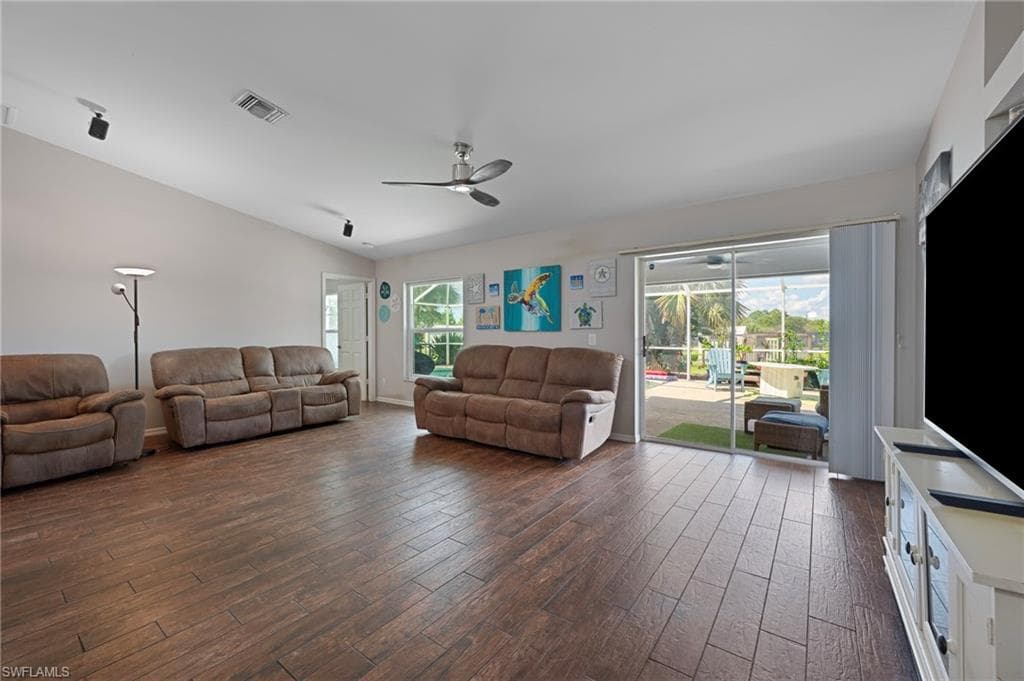 921 47th Ave NE, Naples, fl 34120-6