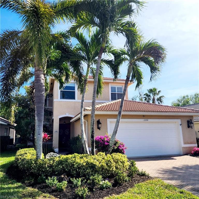 1350 Triandra Ln, Naples, FL 34119-6