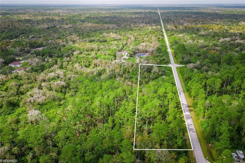 000 Desoto Blvd S, Naples, FL 34117-2