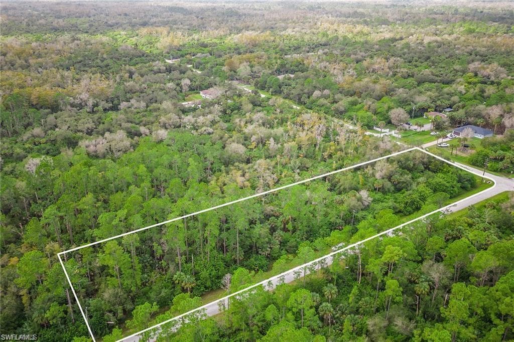 000 Desoto Blvd S, Naples, FL 34117-3