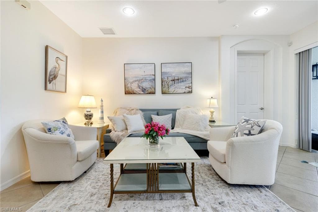 12867 Carrington Cir 102, Naples, FL 34105-9