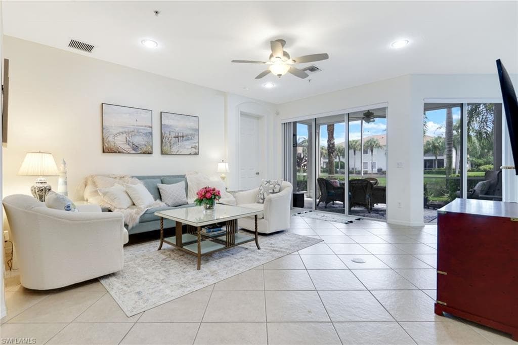 12867 Carrington Cir 102, Naples, FL 34105-4