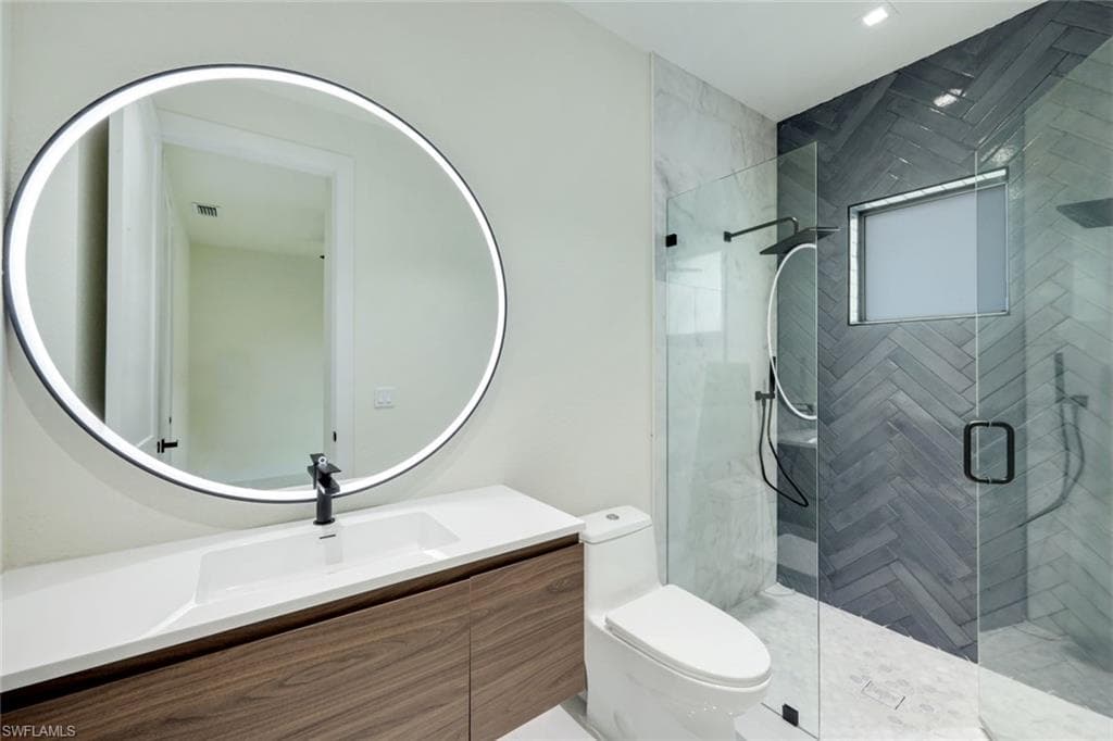 2212 5th Pl, Cape Coral, FL 33909-19