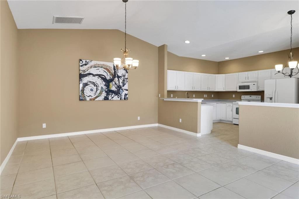 3963 Recreation Ln, Naples, FL 34116-9