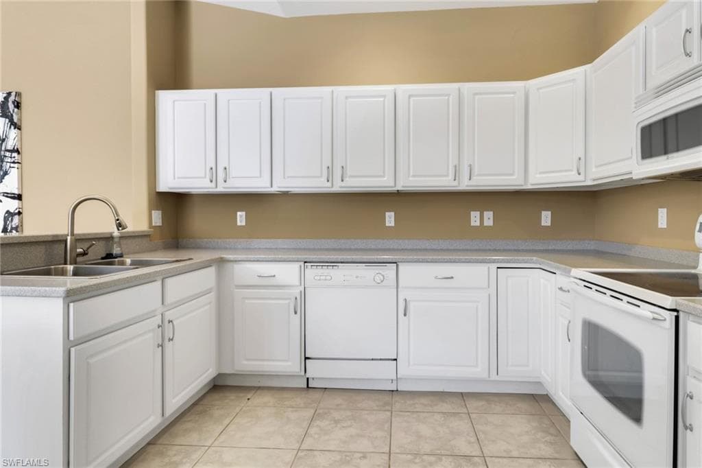 3963 Recreation Ln, Naples, FL 34116-12